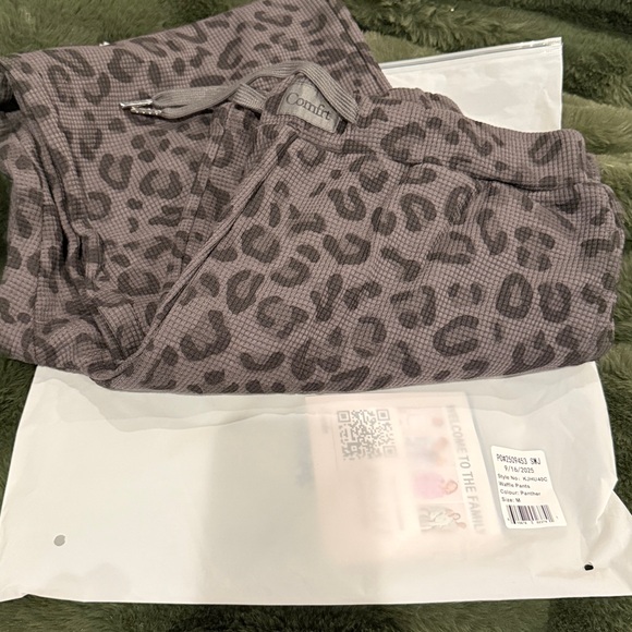 NEW Comfrt Waffle Lounge Pant in Panther Size Medium - Picture 6 of 6